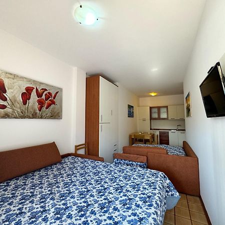 Condominio Atollo ビビオーネ エクステリア 写真